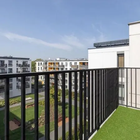 New 2-Bedroom Apartment - Close To Chopin Airport Warszawa Zewnętrze zdjęcie