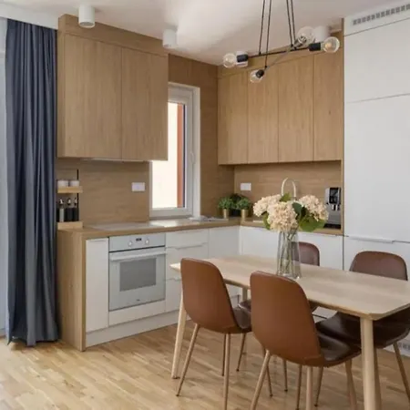 New 2-Bedroom Apartment - Close To Chopin Airport Warszawa Zewnętrze zdjęcie