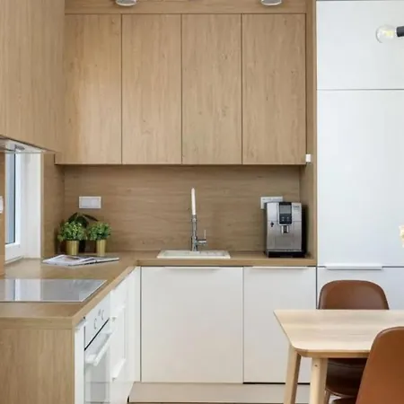 New 2-Bedroom Apartment - Close To Chopin Airport Warszawa Zewnętrze zdjęcie